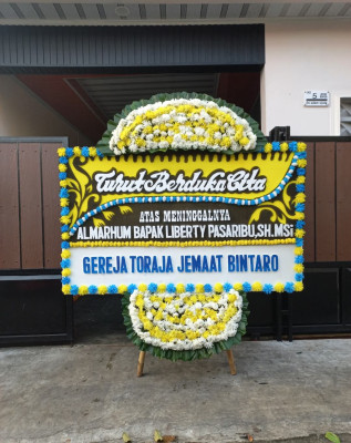Papan Bunga Duka di Umbul Tanjung